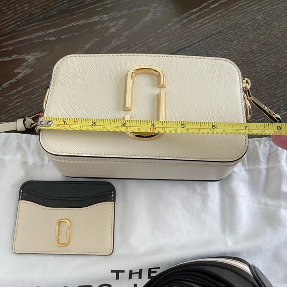 Marc Jacobs new camera bag❤️❤️ - Picture 3 of 8